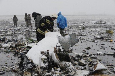 Еще снимок с обломками - rostov-boeing-4.jpg