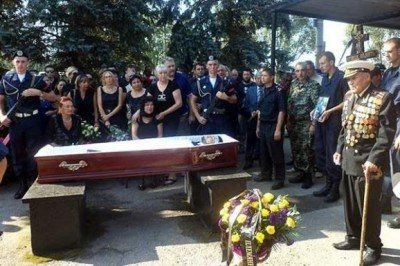Похороны украинского солдата - 4895803.jpg