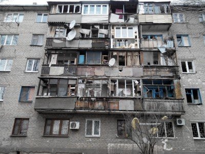 Дом в Донецке, попавший под обстрел