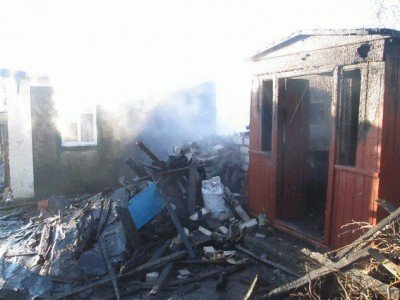 Еще один частный дом, дымится