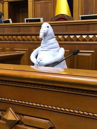 Игрушка ждуна в Верховной Раде