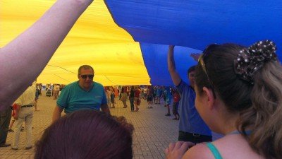 Под этим флагом хотят пройти все