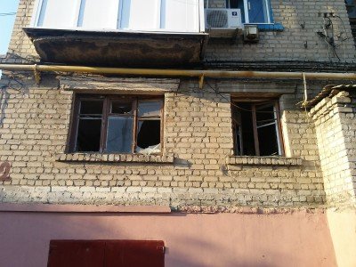 Последствия бомбежки в Красном Луче, лето, 2014 год