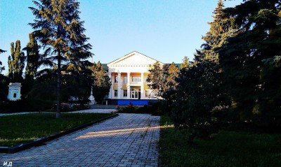 Рассвет в оккупированном Докучаевске