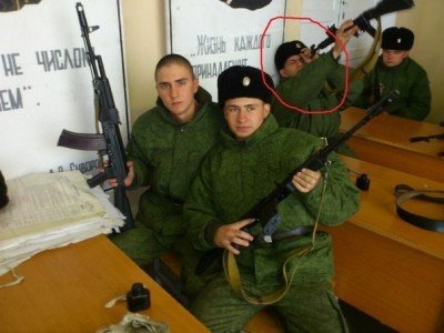 Солдат спит... не, не спит