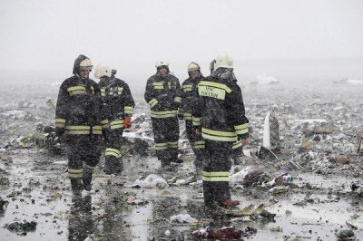 Спасатели на месте трагедии