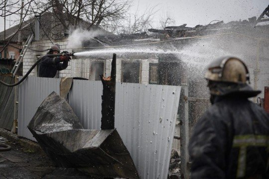 В Балаклее горит склад боеприпасов - balakleya-posledstvya (3).jpg