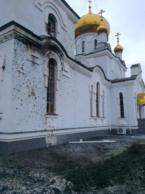Здание церкви после артобстрела